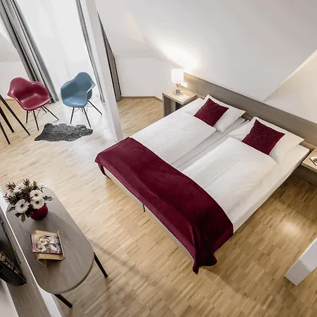 Otel Trezor 3*