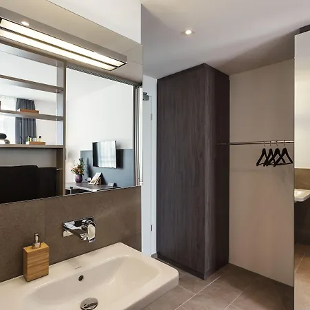Trezor Hotel 3*